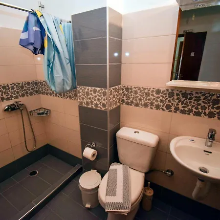 Mega Апартаменты Тирос