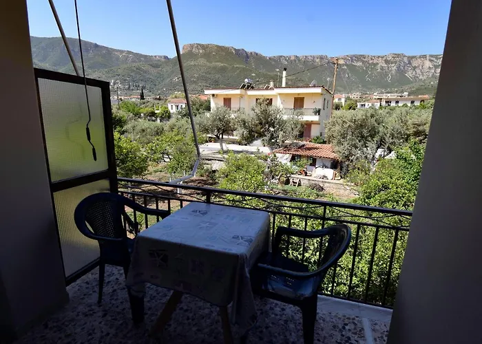 Mega Lägenhet Tirós